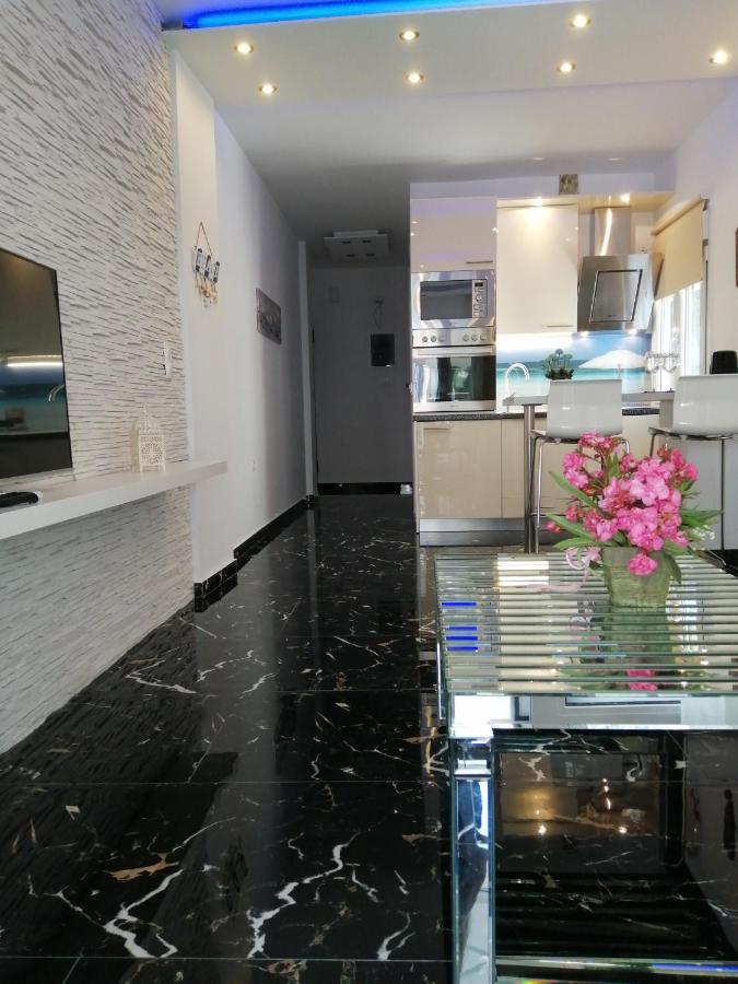 Totani Lux Apartment Peraia  Luaran gambar