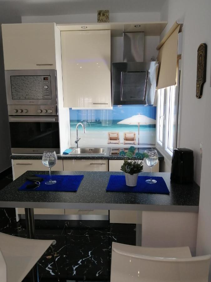 Totani Lux Apartment Peraia  Luaran gambar