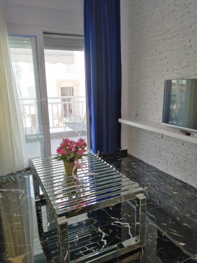 Totani Lux Apartment Peraia  Luaran gambar